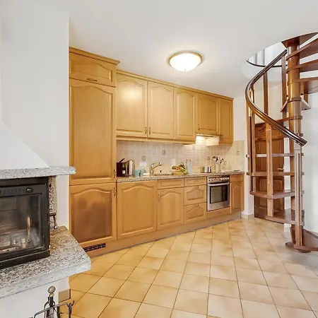Rustico La Staleta With Balcony & Views - Happy Gerra (Locarno)