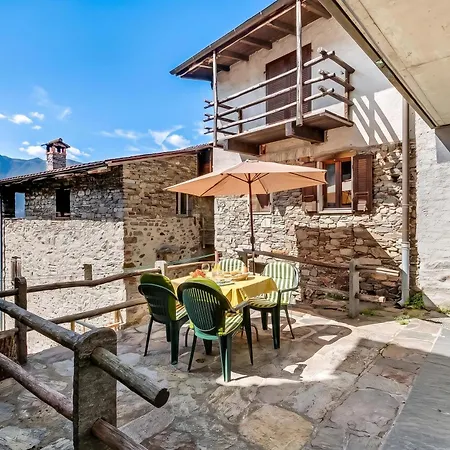 Rustico La Staleta With Balcony & Views - Happy Gerra (Locarno)