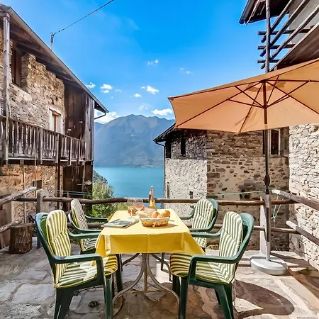 Chalet Rustico La Staleta With Balcony & Views - Happy